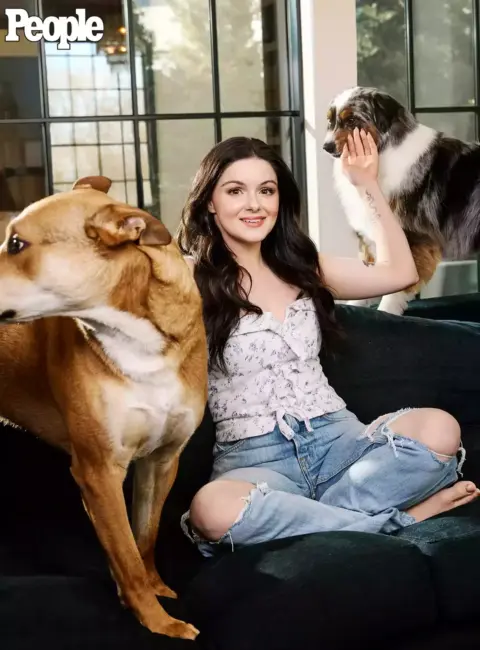 Ariel Winter – People Magazine May 2025