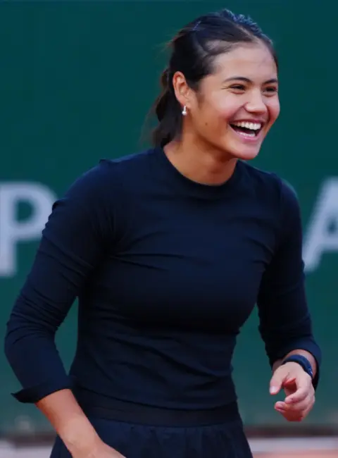 Emma Raducanu’s Roland Garros Practice Session: Preparing for the French Open in Paris 05-23-25