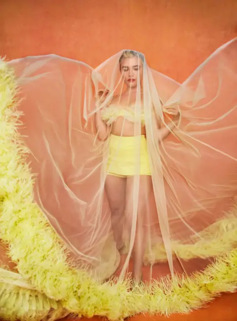 Florence Pugh – Erik Madigan Heck Photoshoot for Harper’s Bazaar UK May 2025