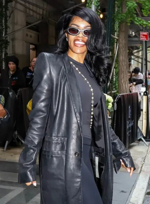 Happy Vibes and All in Black: A Day Out with Teyana Taylor in Manhattan 05-04-25