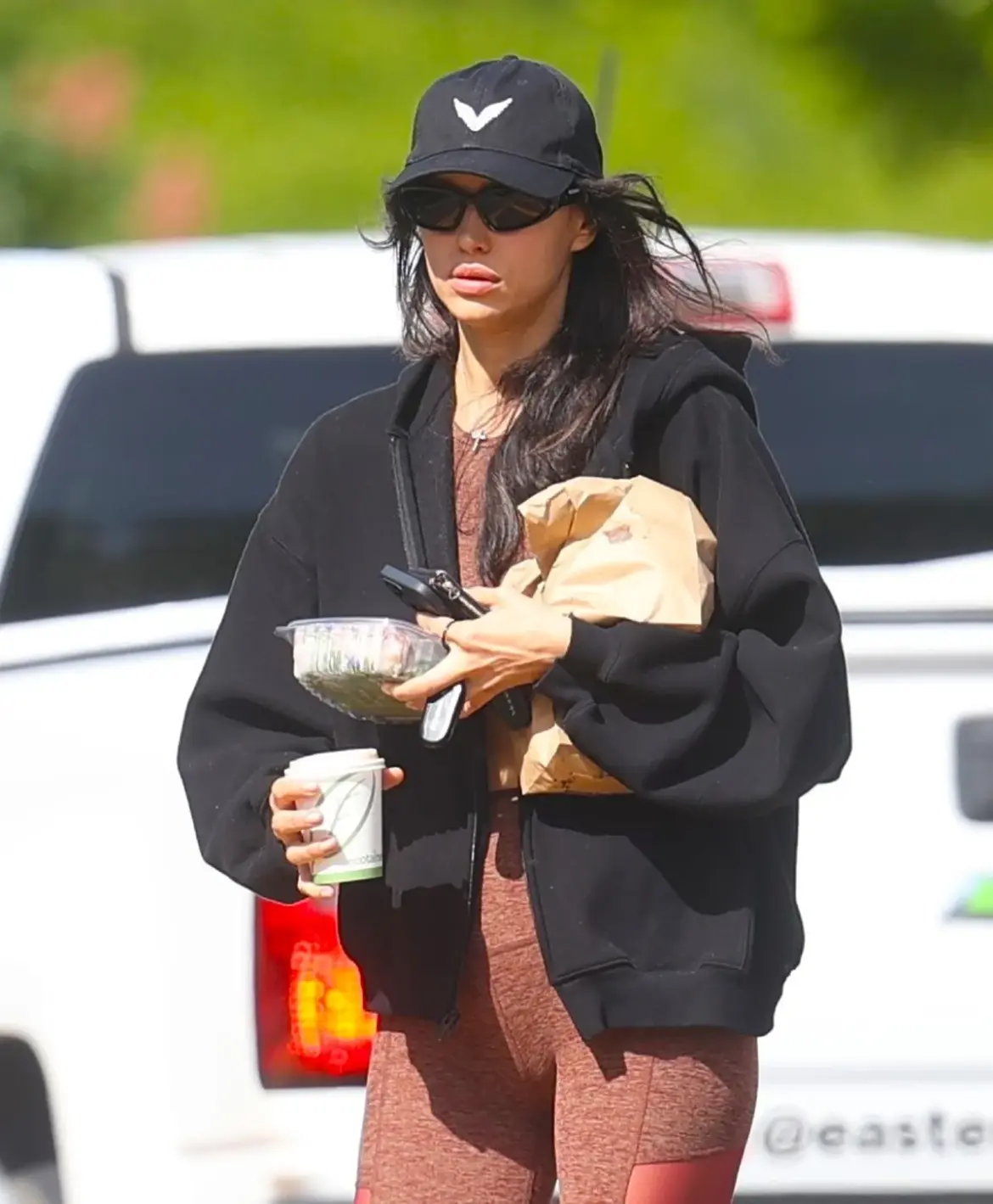 Irina Shayk Grabs Coffee In The Hamptons 05-27-25
