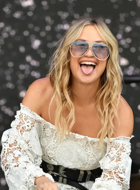 Kate Hudson – BottleRock Napa Valley Music Festival Day 2 at Napa Valley Expo, CA 05-24-25