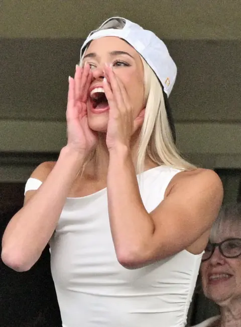 Olivia Dunne Spotted at the Pittsburgh Pirates vs. New York Mets Game in Citi Field, New York 05-12-25