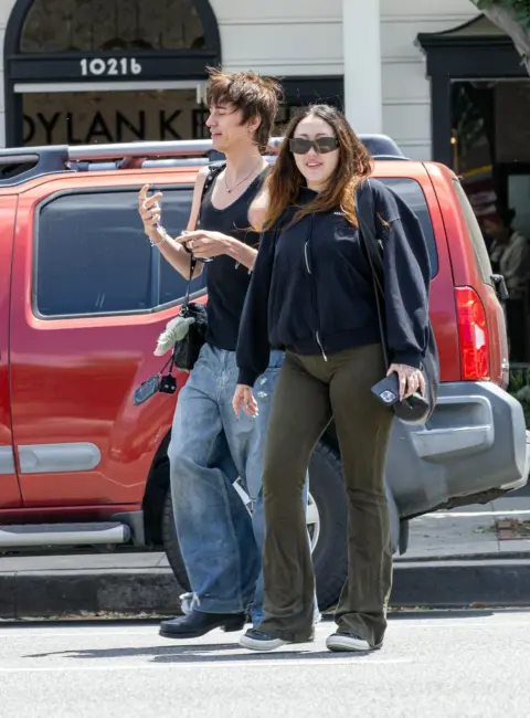 Sushi Date Delight: Noah Cyrus Spotted Enjoying Lunch in Toluca Lake 05-13-25