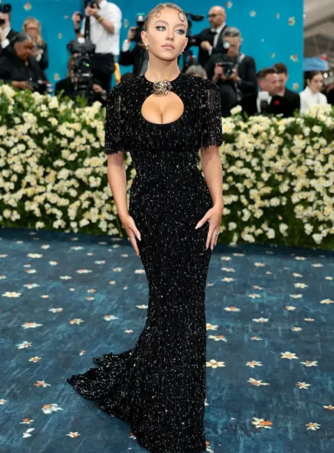 Sydney Sweeney – The 2025 Met Gala Celebrating ‘Superfine: Tailoring Black Style’ in New York 05-05-25