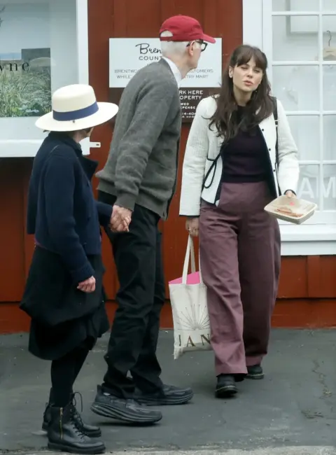 Zooey Deschanel Spotted Enjoying a Day Out in Brentwood