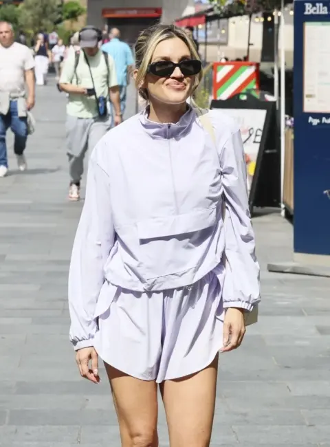 Ashley Roberts Rocks Sporty Look en route to Photoshoot 06-20-25