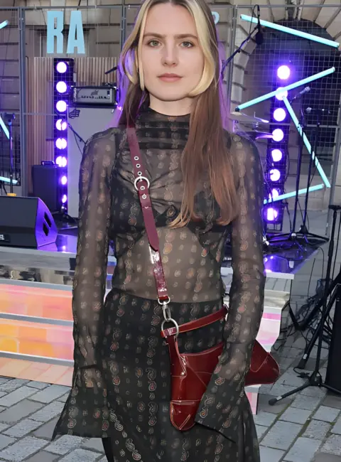 Charlotte Knowles – Royal Academy Summer Exhibition Preview Party at Burlington House 06-11-25