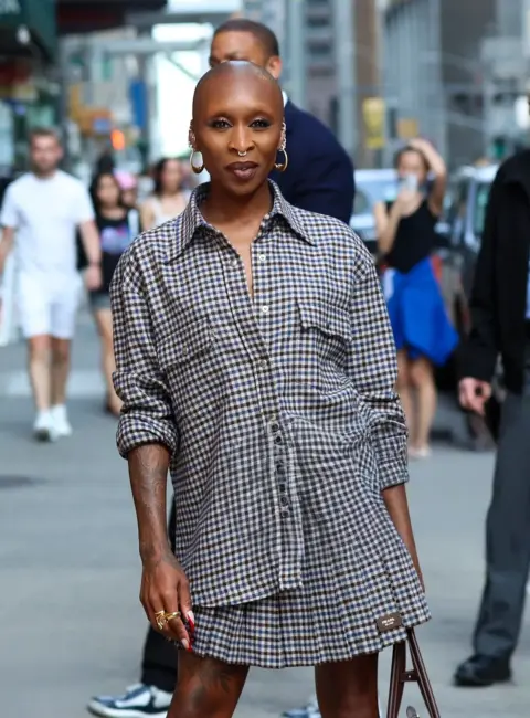 Glamorous Entrance and Exit: Cynthia Erivo Steals the Show at ‘The Late Show With Stephen Colbert’ in New York 06-05-25