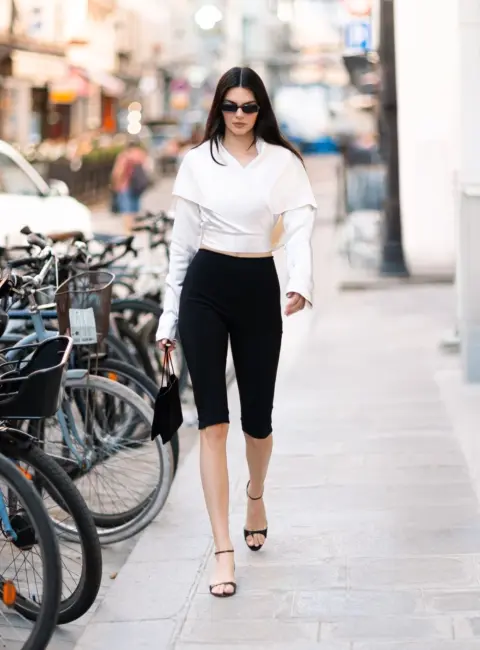 Kendall Jenner’s Stylish Stroll Through the Streets of Paris, France 06-24-25