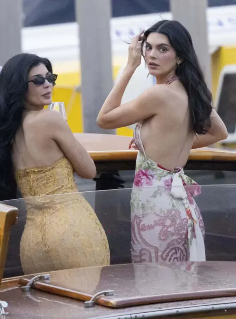 Kendall & Kylie Jenner Arriving at Jeff Bezos Pre-Wedding Dinner in Venice, Italy 06-26-25
