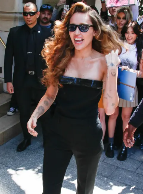 Miley Cyrus Leaves Her Hotel in Paris 06-19-25