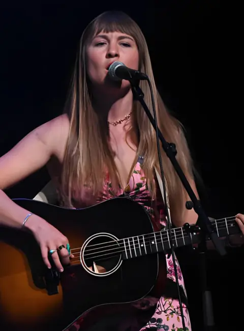 Paige Anderson of the Duet Two Runner Performs at Old Forester’s Paristown Hall in Louisville, Kentucky 06-22-25