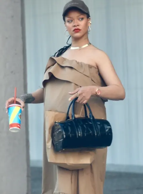 Rihanna Spotted Leaving FatBurger in Los Angeles 06-19-25