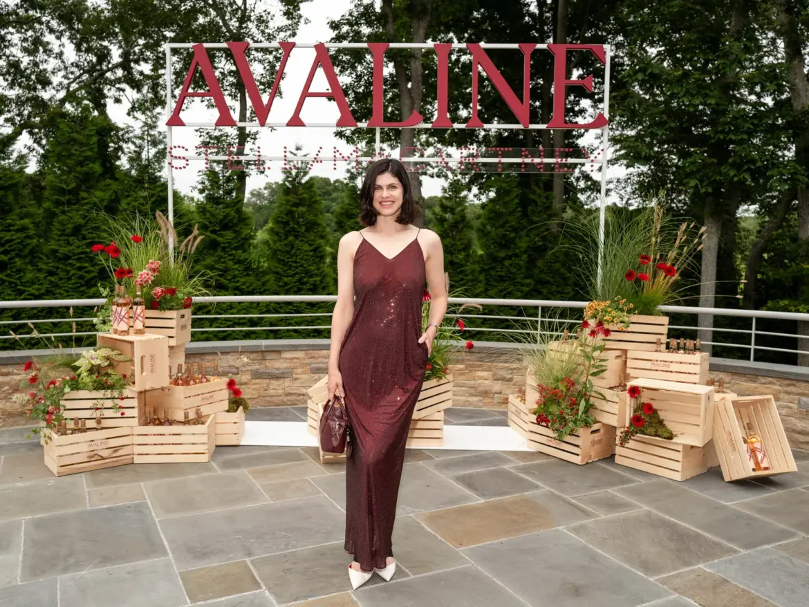 Alexandra Daddario – AVALINE & STELLA MCCARTNEY TOAST THE LAUNCH OF THEIR LIMITED-EDITION BOTTLE, East Hampton 07-12-25