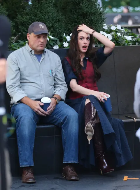 Anne Hathaway and Larry Mitchell Spotted on the Set of ‘Devil Wears Prada 2’ in NYC 07-28-25