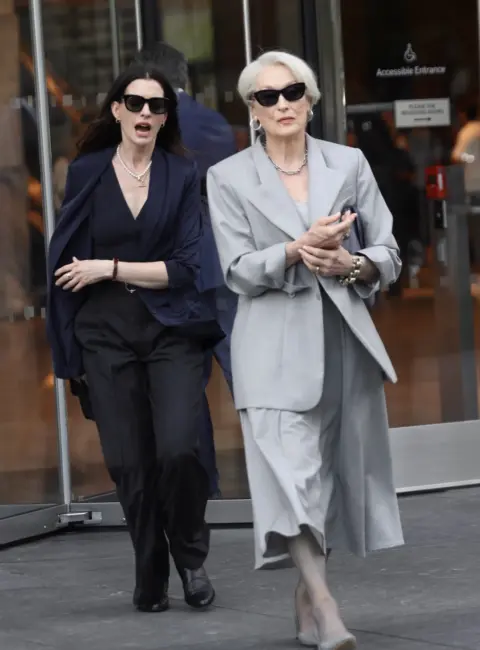 Anne Hathaway and Meryl Streep Spotted Filming in Midtown, New York for ‘The Devil Wears Prada 2’ 07-30-25