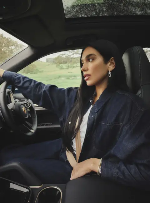 Dua Lipa – Porsche Cayenne Turbo E-Hybrid Photoshoot July 2025
