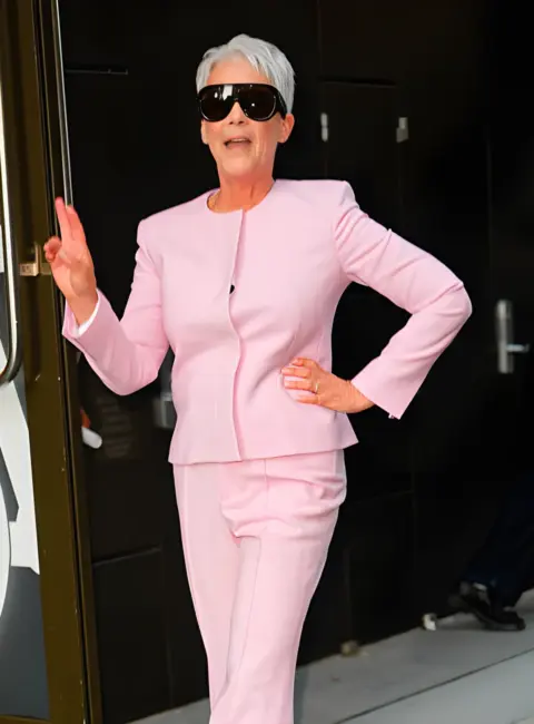 Jamie Lee Curtis Arrives to ABC’s ‘Good Morning America’ at ABC Studios in New York City 07-28-25