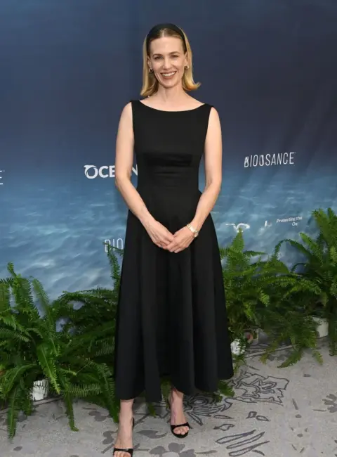 January Jones – 18th Annual SeaChange Summer Party at Montage Laguna Beach in Laguna Beach, California 07-26-25