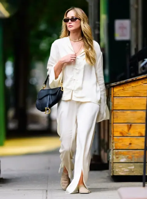 Jennifer Lawrence Turns Heads in Chic All-White Outfit for NYC Dinner Date 07-08-25