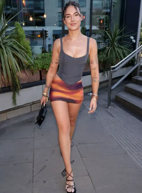 Mia Dobson – White Fox Heatwave Event in London 07-11-25