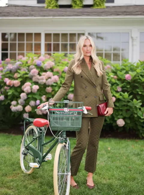 Molly Sims – Gucci & Emily Ratajkowski Celebrate the New GG Obsession Campaign in the Hamptons 07-26-25