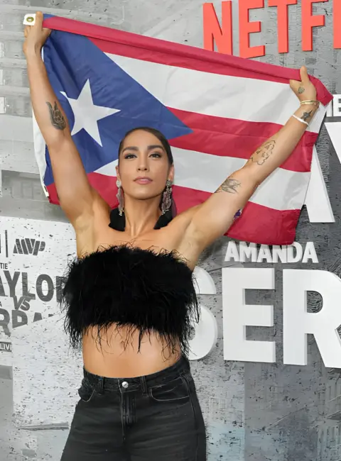 Robin Arzón – Netflix Live Event: Katie Taylor vs Amanda Serrano in New York City 07-11-25