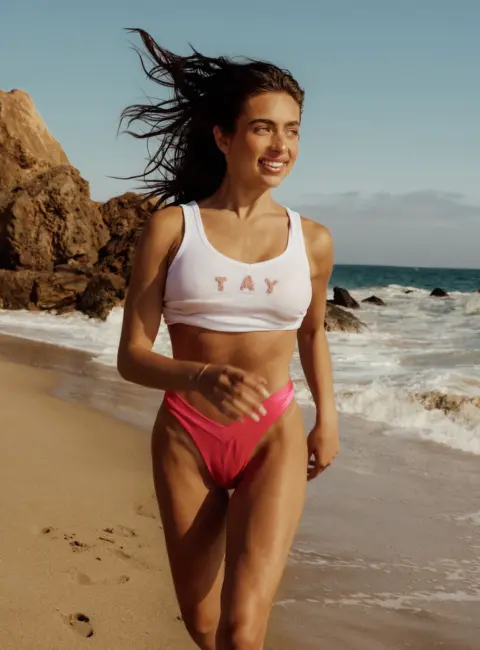 Taylor Nunez – Abe Bermudez Photoshoot July 2025