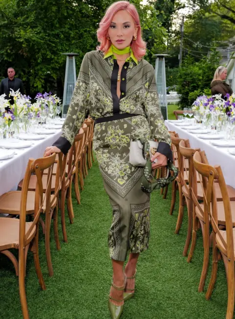 Tina Leung – Gucci & Emily Ratajkowski Celebrate the New GG Obsession Campaign in the Hamptons 07-26-25