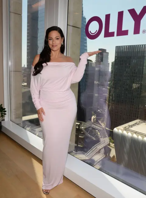 Ashley Graham – Celebrates Back to School Season with OLLY Wellness at Hudson Yards in New York City 08-08-2025