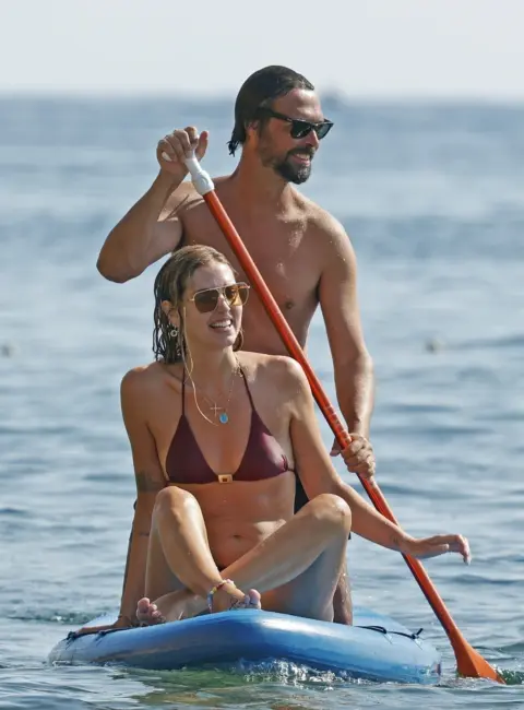Chiara Ferragni Spotted with Mystery Man in Ibiza 08-10-2025