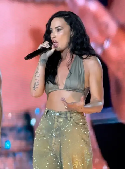 Demi Lovato – Performs at Jonas Brothers: JONAS20 Greetings From Your Hometown Tour Stop at MetLife Stadium, East Rutherford NJ  08-10-2025