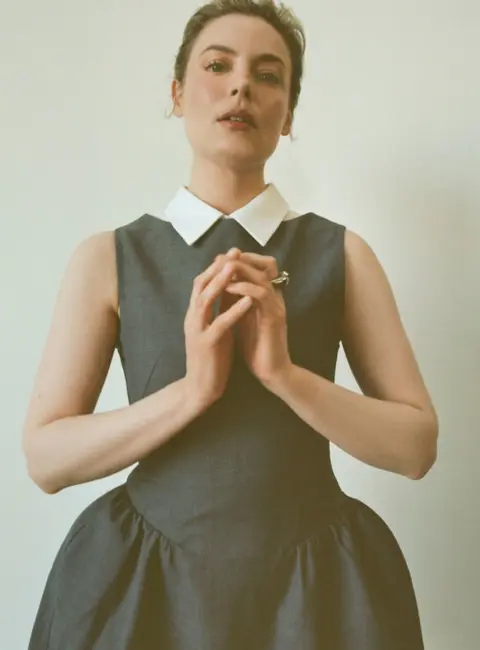 Gillian Jacobs – GLAMOUR Mexico August 2025