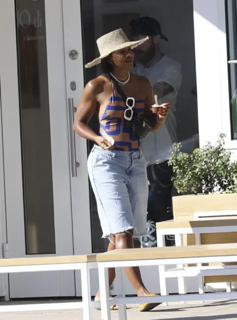 Kelly Rowland Treats Her Kids to Ice Cream After Shopping at Big 5 Sporting Goods 08-04-2025