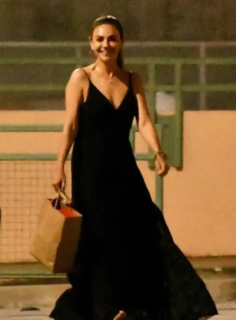 Mila Kunis & Ashton Kutcher Dine with Friends at La Dolce Vita 08-13-2025