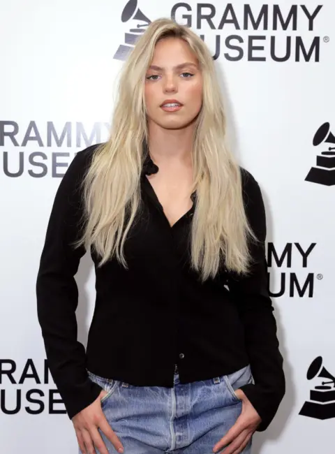 Reneé Rapp – Attends The Drop Reneé Rapp at GRAMMY Museum L.A. Live in Los Angeles, California 08-19-2025