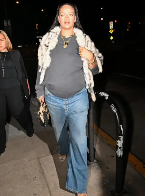 Rihanna is Seen in Los Angeles, California 08-04-2025