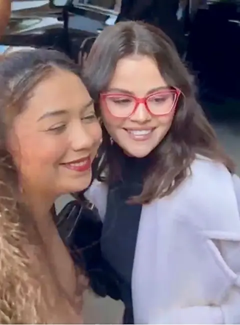 Selena Gomez Delights Fans with Smiles and Photo Ops at Televerse Event in DTLA 08-16-2025