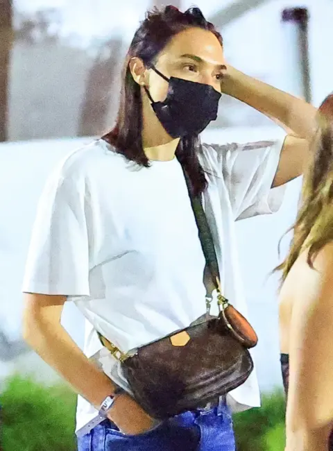 Gal Gadot Spotted at Tate McRae Concert in Inglewood, CA 09-26-2025