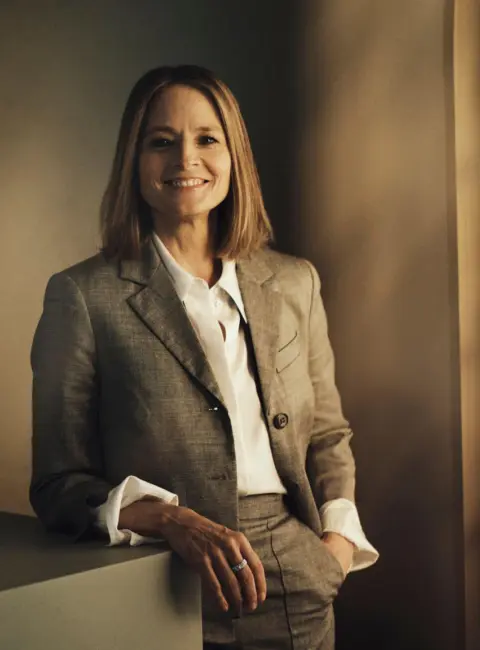 Jodie Foster – Poses in the Getty Images Portrait Studio at InterContinental Toronto Centre 09-08-2025