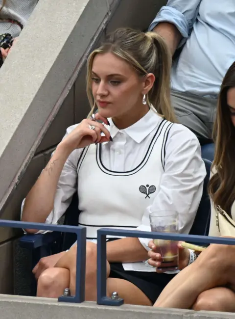 Kelsea Ballerini Attends the US Open Tennis Championship at the USTA Billie Jean King National Tennis Center in New York City 09-06-2025