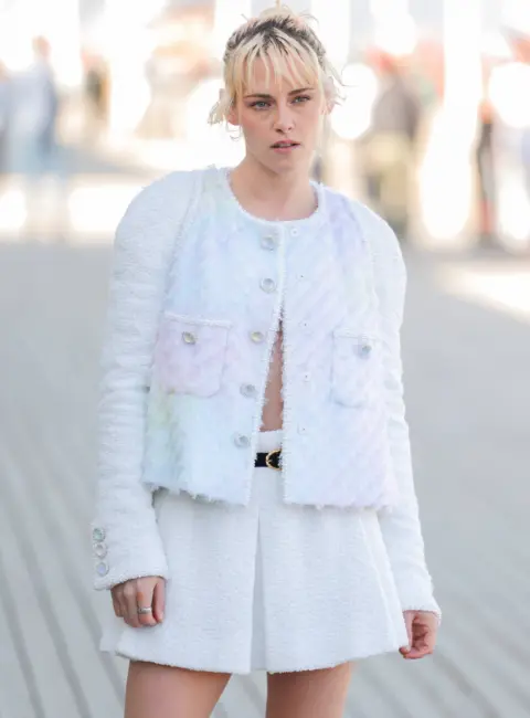 Kristen Stewart – Attends the ‘The Chronology of Water’ Photocall at the 51st Deauville American Film Festival in Deauville, France 09-12-2025