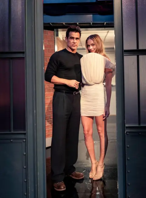 Margot Robbie – Late Night with Seth Meyers 09-16-2025