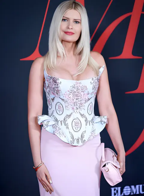 Maya Hansen – ‘Yo Dona Con La Moda’ 20th Anniversary Photocall in Madrid, Spain 09-15-2025