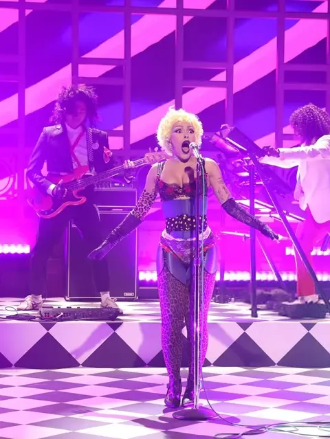 Doja Cat – NBC’S ‘Saturday Night Live’ 10-04-2025