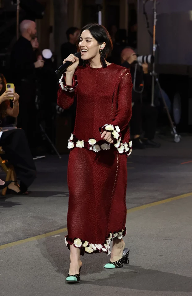 Gracie Abrams – Vogue World: Hollywood 2025 at Paramount Studios in Los Angeles, California 10-26-2025