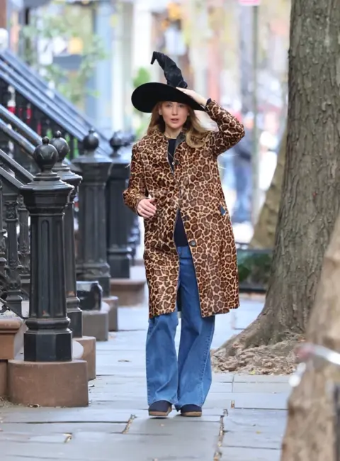 Jennifer Lawrence Embraces Halloween Vibes in New York City 10-26-2025