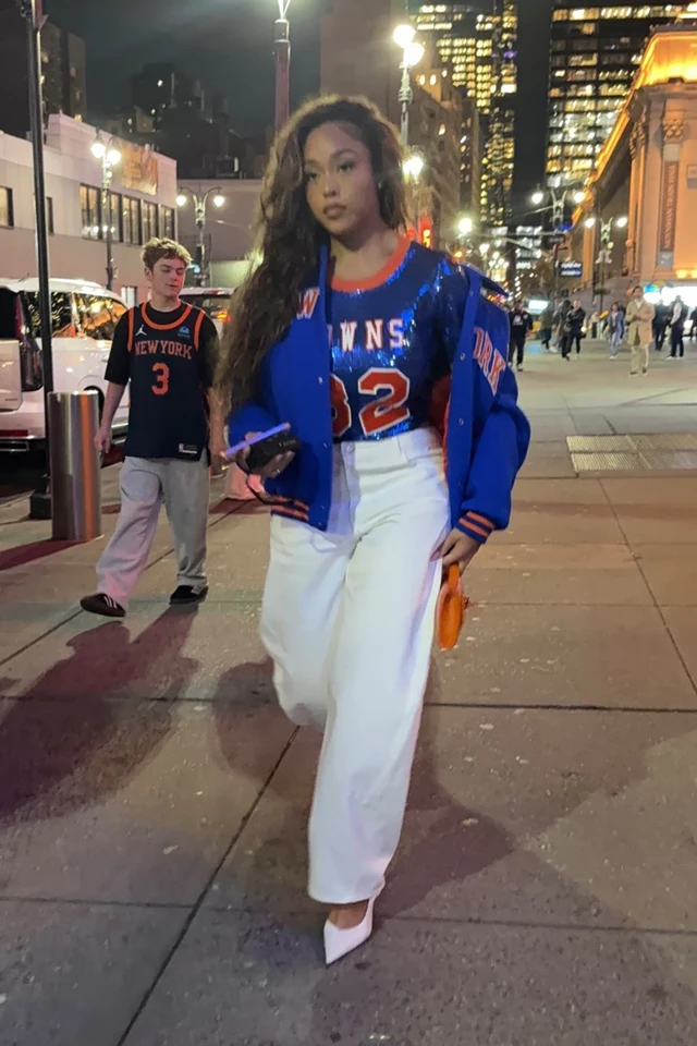 Jordyn Woods Spotted Courtside at MSG for Knicks vs. Cavs Game in New York City 10-22-2025