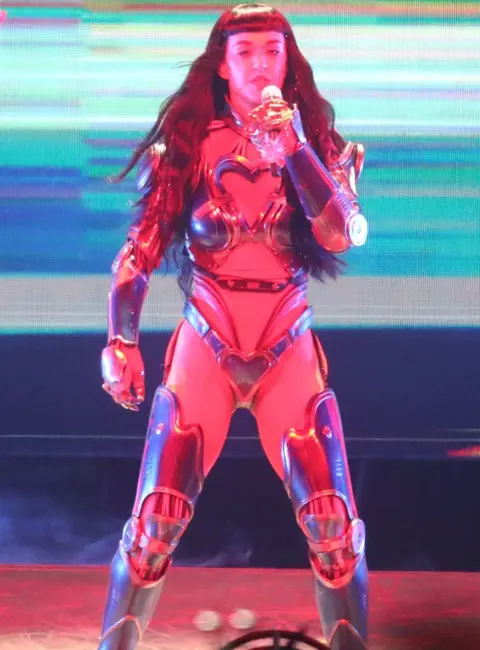 Katy Perry – Performs Live in Birmingham at the Utilita Arena, Birmingham, England 10-11-2025